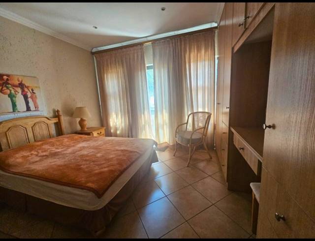 3 BEDROOM PROPERTY TO RENT IN GLEN MARAIS